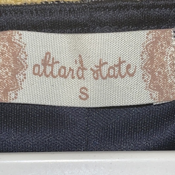 NWT Altar’d State Navy White Knit Dress Size Small - Picture 5 of 6